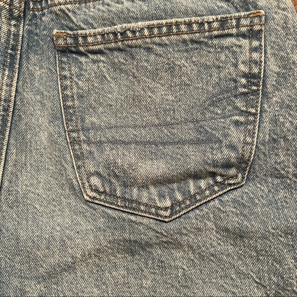 🛑SOLD🛑American Eagle distressed Mom Shorts SZ 0 - Picture 10 of 10